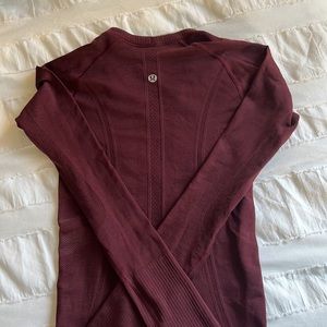Size 2 long sleeve swiftly - wine/maroon